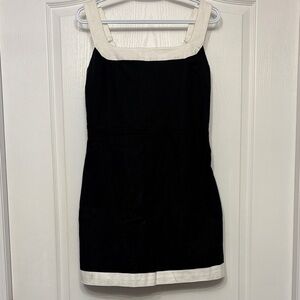 Elegant Black and White Abercrombie  Dress